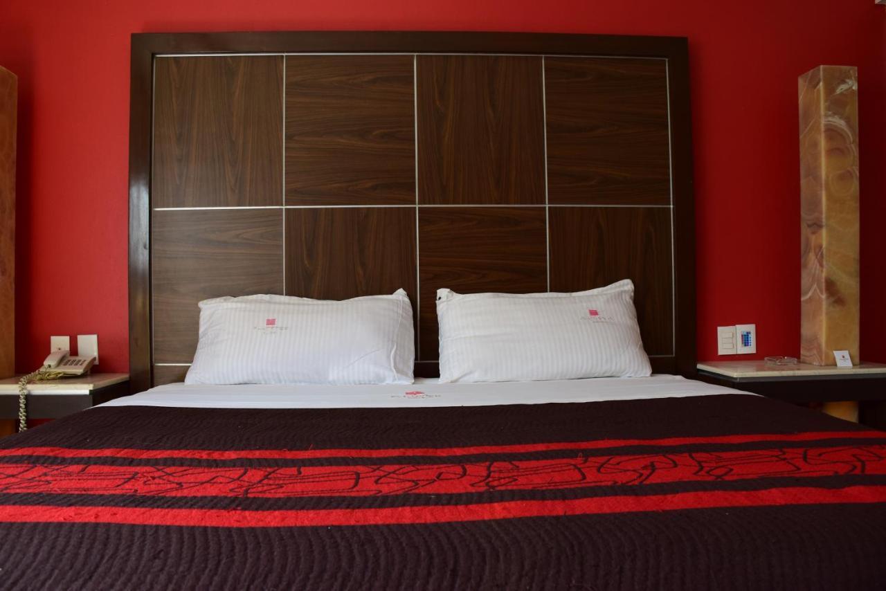 Plutarco Suites Mexico by Eksteriør bilde